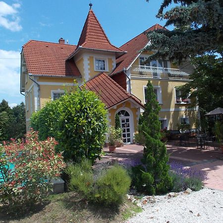Éden Villa Családi Apartmanház Balatonfüred Exterior foto