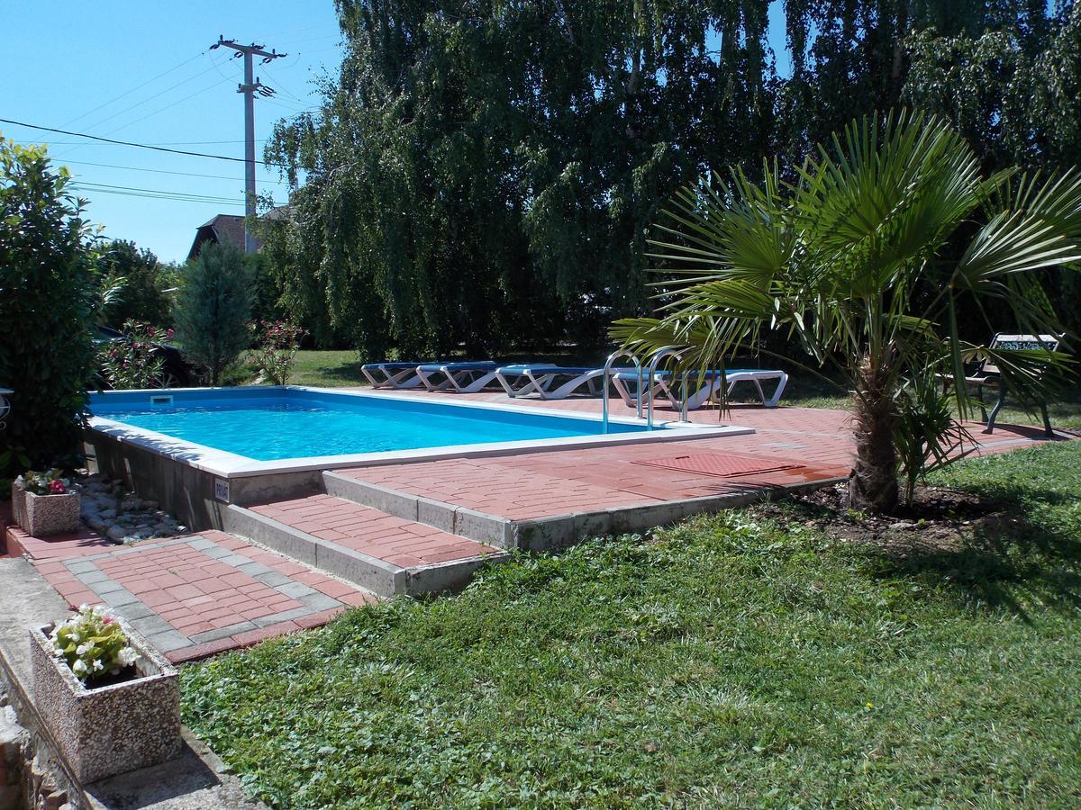 Éden Villa Családi Apartmanház Balatonfüred Exterior foto